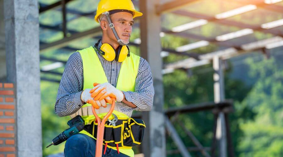 Professional gutter cleaning in Pittsboro, IN